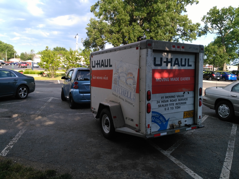 Illustration for article titled Towing with a smart. Load: +/- 1,300 lb